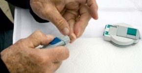 A medição da glicose faz parte do tratamento e do controle do diabetes
